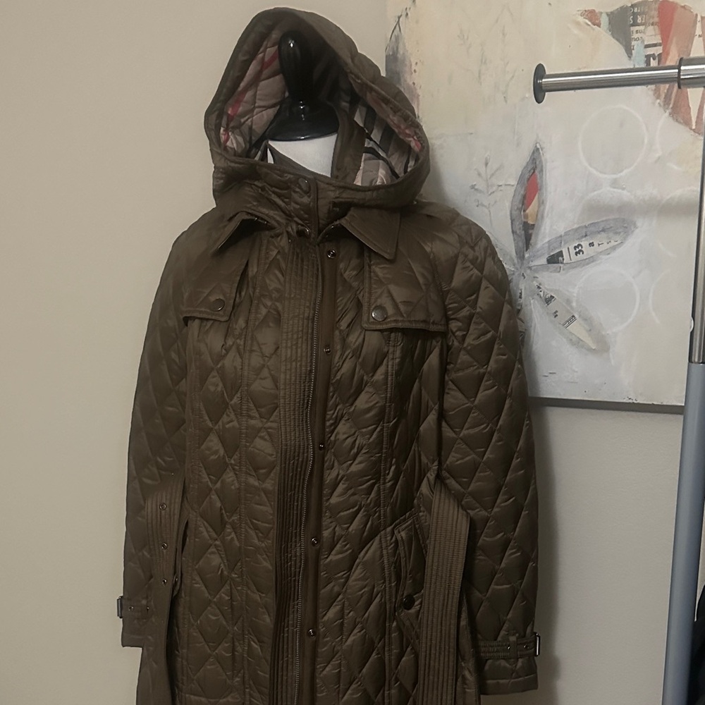 Burberry Quilted Hooded Puffer Coat in Brown